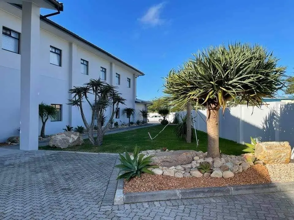 Garden and building