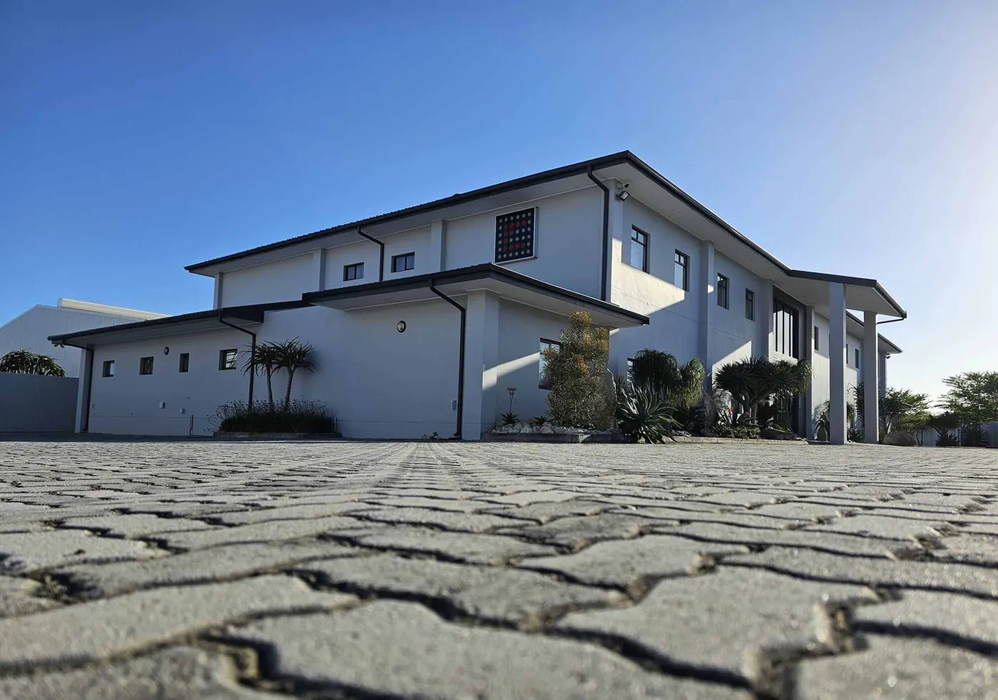 Front of the COMPRSA building
